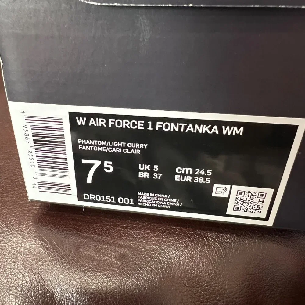 🔥SUNDAY SALE🔥 Nike Women's Sneakers - White, Gray, Orange, Brown
